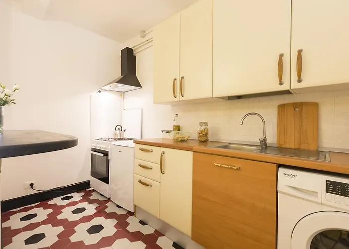 Trasteverehome - Funky 70S Style Apartment In Trastevere Apartment Rom