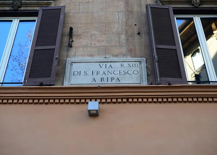 Trasteverehome - Funky 70S Style Apartment In Trastevere *