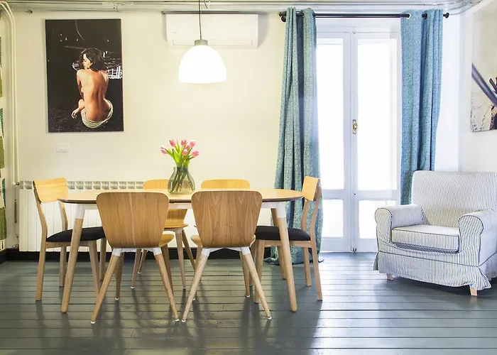Apartment Trasteverehome - Funky 70S Style Apartment In Trastevere *